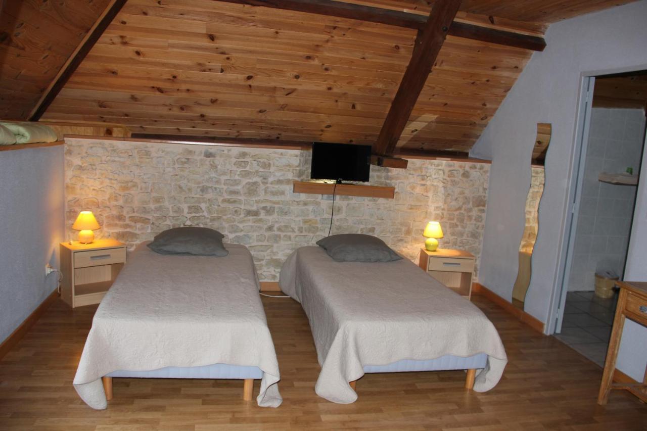 Chevrerie De La Huberdiere Liesville-sur-Douve Bagian luar foto