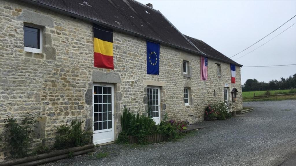 Chevrerie De La Huberdiere Villa Liesville-sur-Douve Bagian luar foto